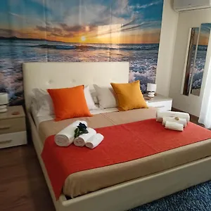 https://la-petite-maison-aci-castello.sicilyhotelsitaly.net